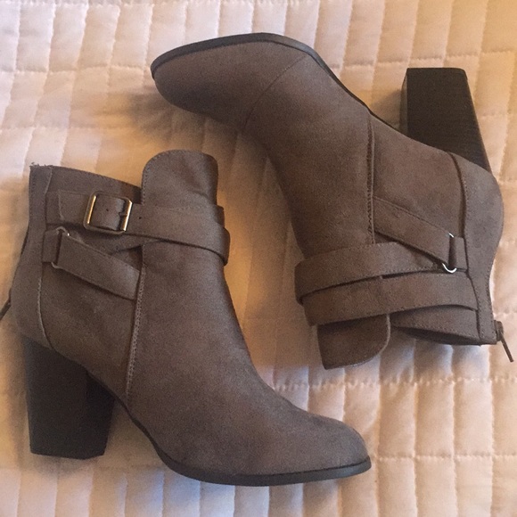 charlotte russe high heel boots